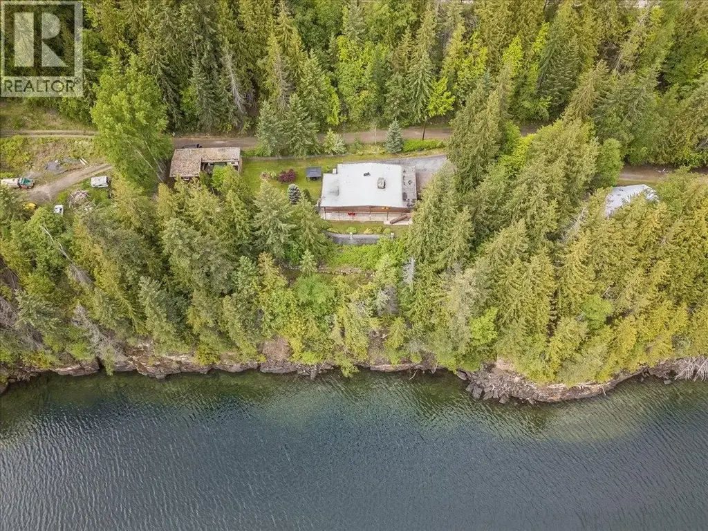 3450 Davidson Road, Ainsworth